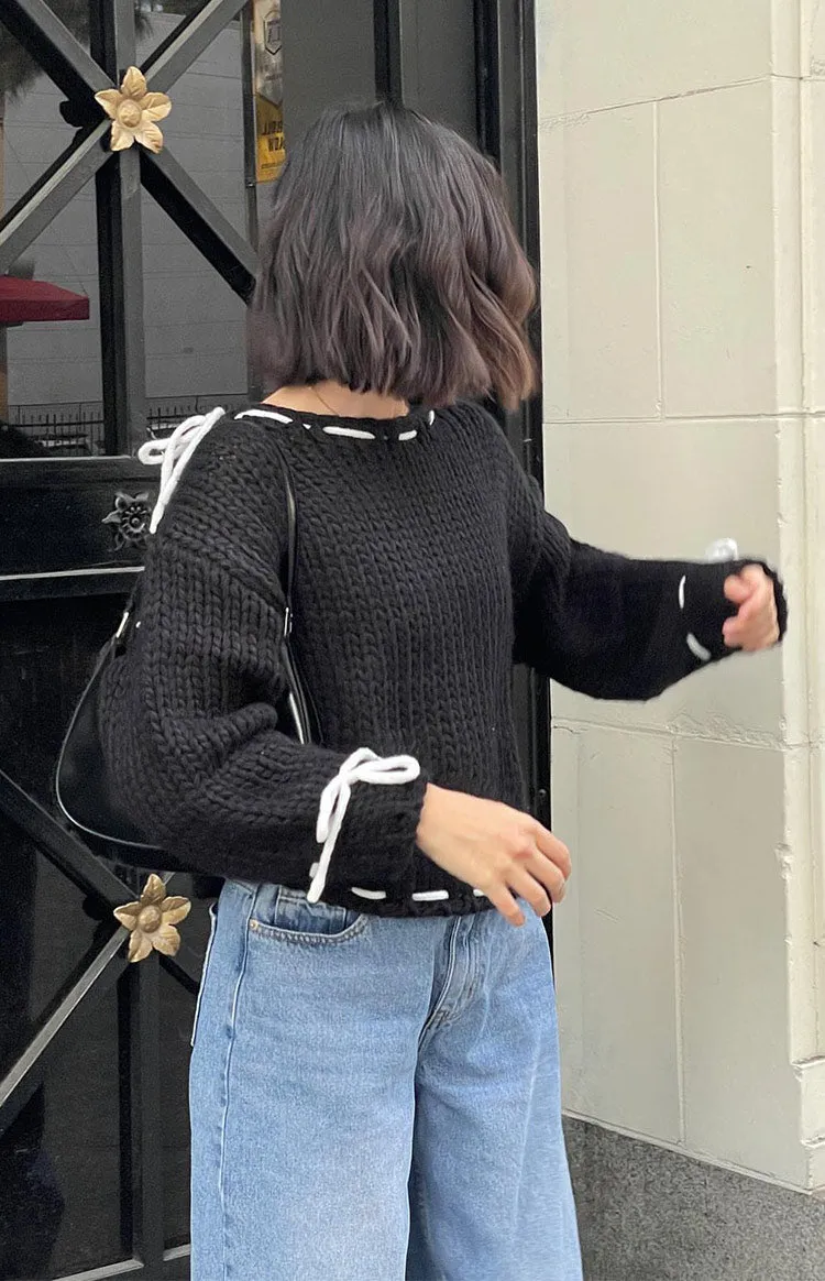 Bea Black Sweater