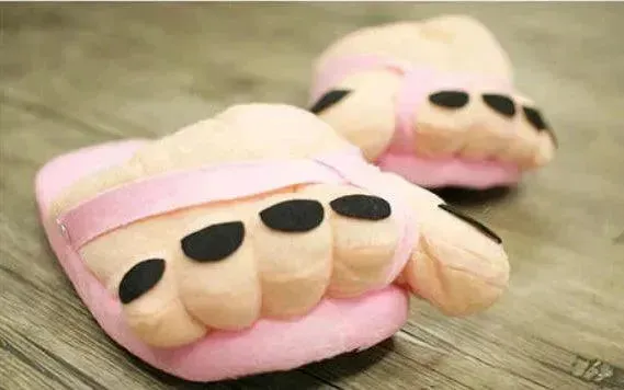 Big Giant Toe Plush Chic Women Men Creative Funny Cartoon Slippers for Winter and Autumn