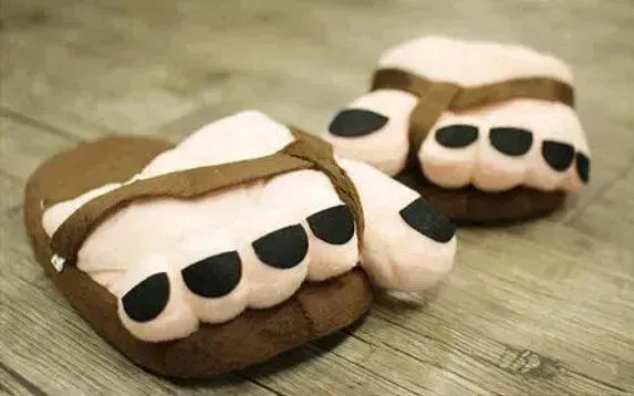 Big Giant Toe Plush Chic Women Men Creative Funny Cartoon Slippers for Winter and Autumn