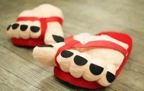 Big Giant Toe Plush Chic Women Men Creative Funny Cartoon Slippers for Winter and Autumn