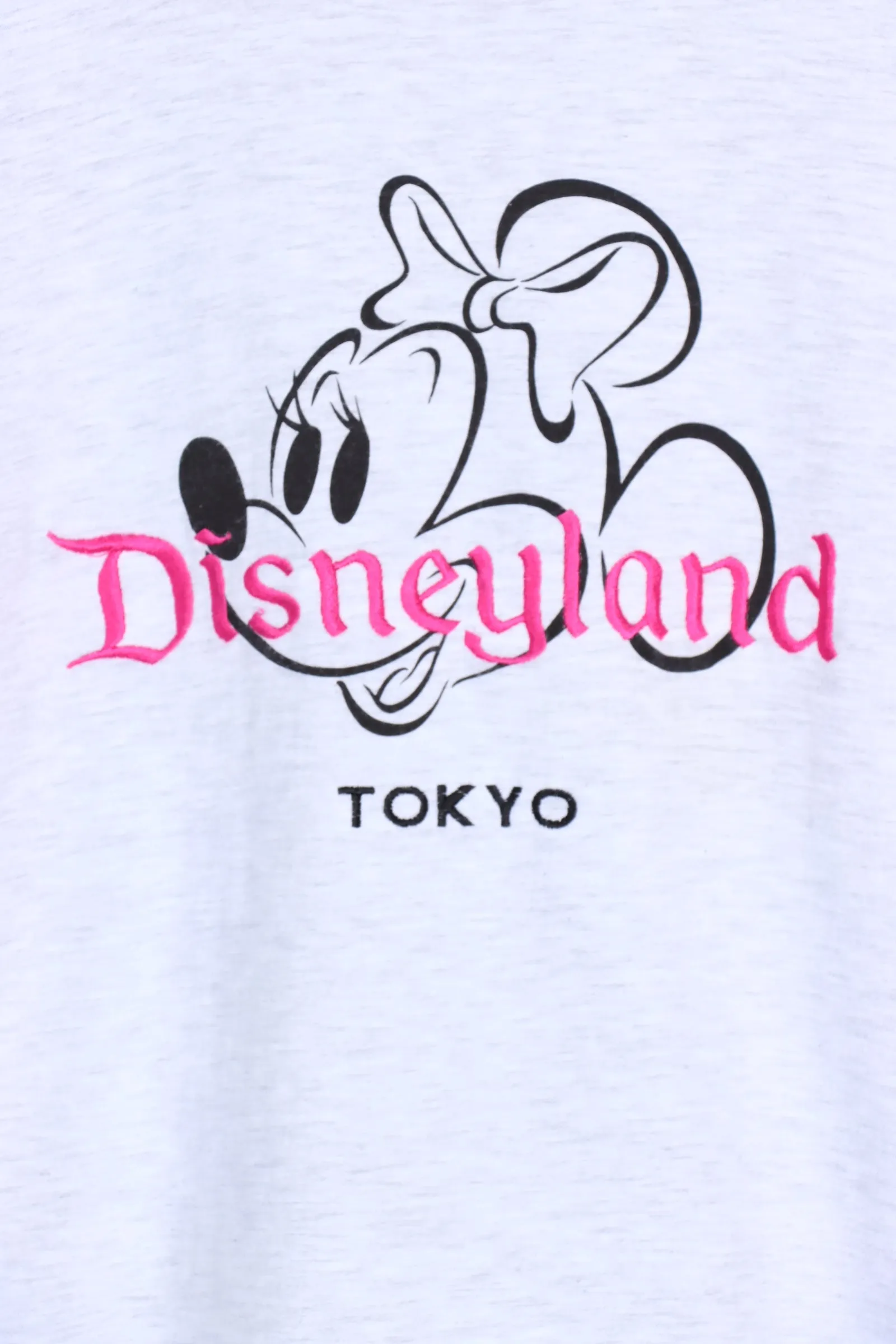 DISNEY Minnie Mouse Embroidered Disneyland Tokyo USA Made Tee (L)