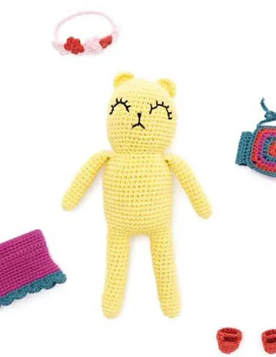 Dolls: Ricorumi Amigurumi Pattern Books (Universal Yarns)