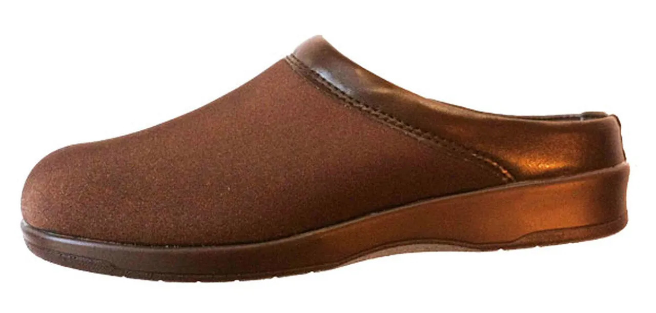 Euro Style Stretch Clog