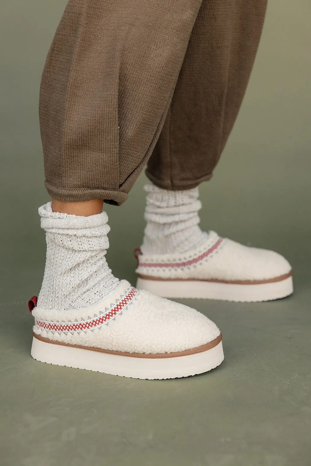 Fireside Sherpa Slippers