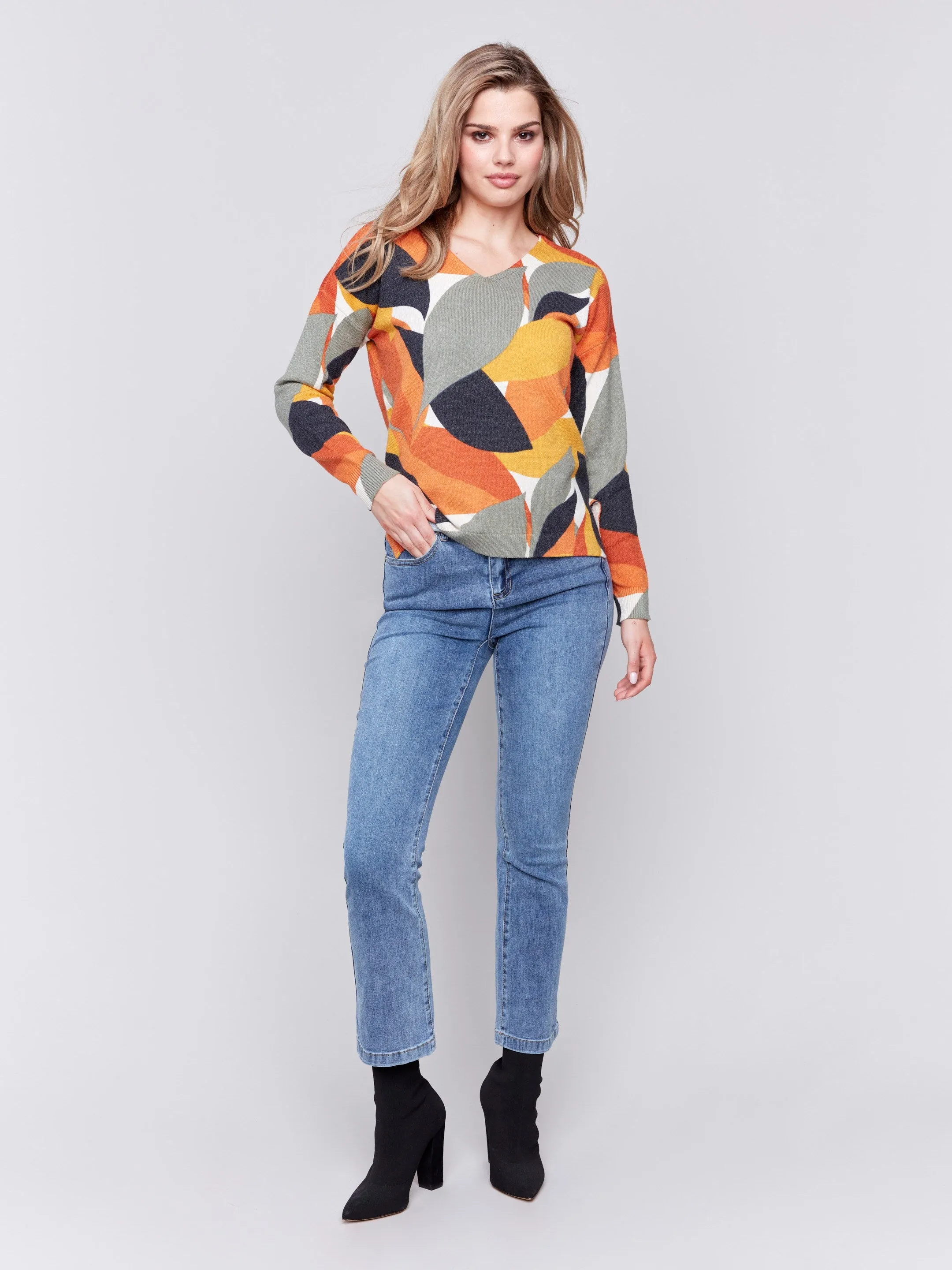 Printed Plush Knit V-Neck Sweater - Spruce