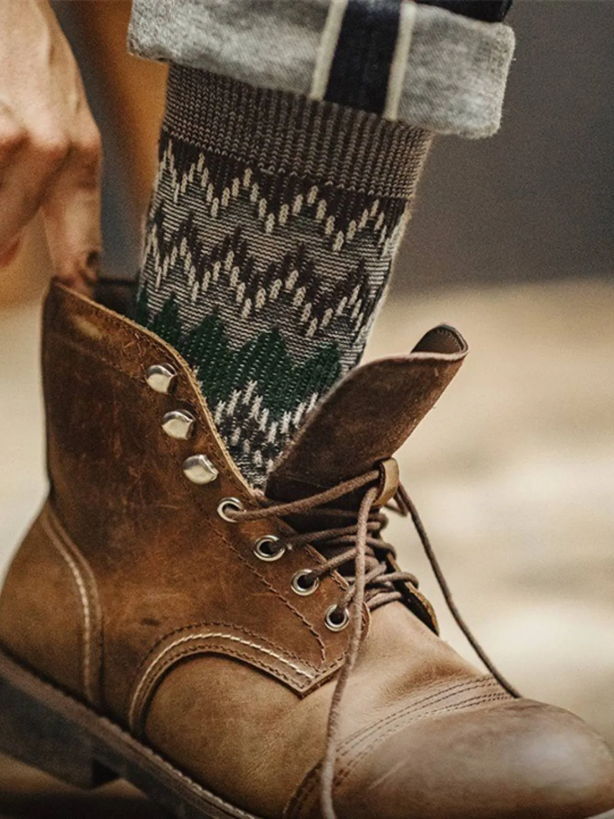 Retro Color-Blocked Knit Mid-Calf Socks