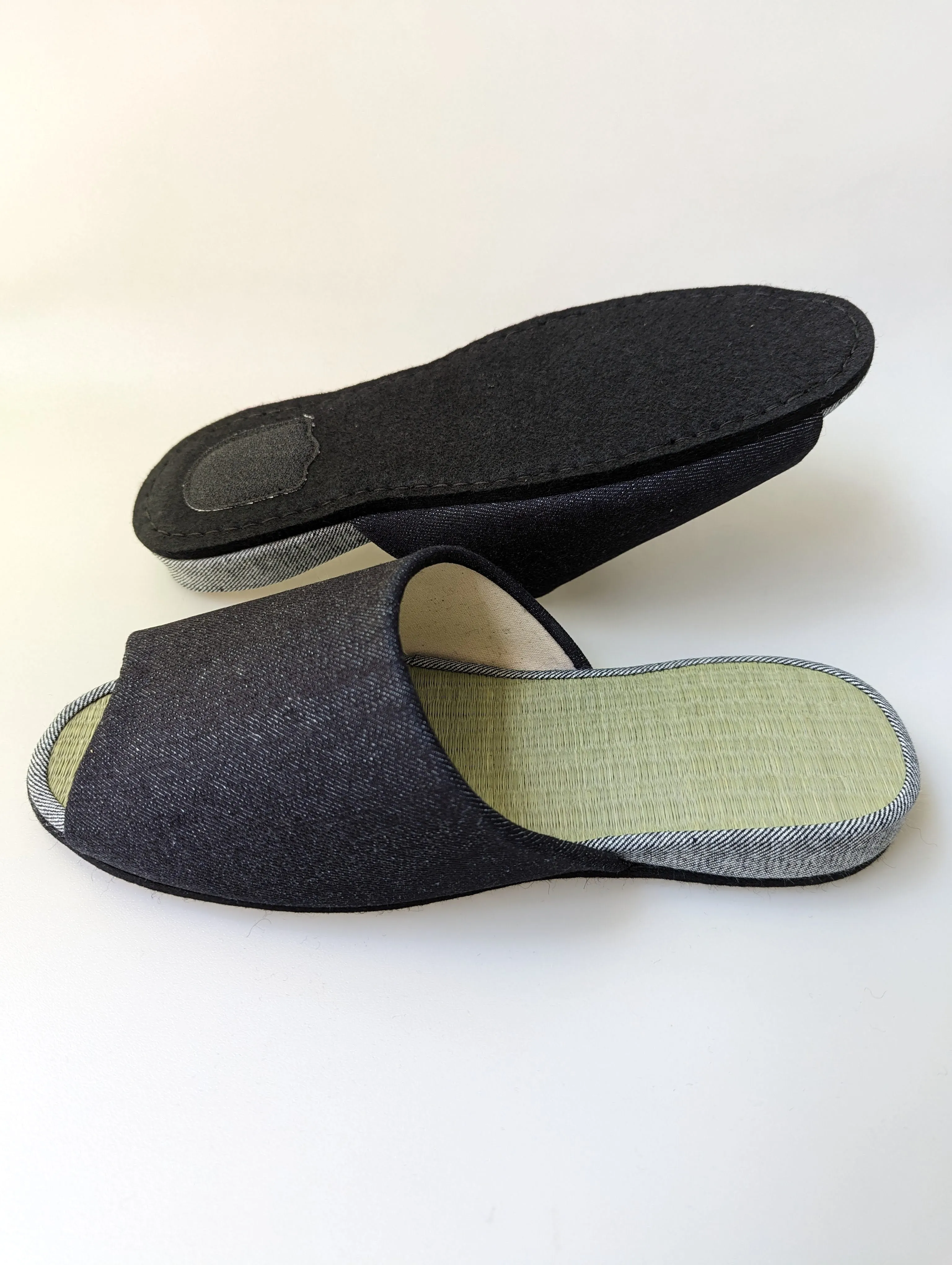 SALE Open-toe TATAMI Denim Slippers A-Type [Black Wool Felt Sole] / Simple [Denim Hiroshima]