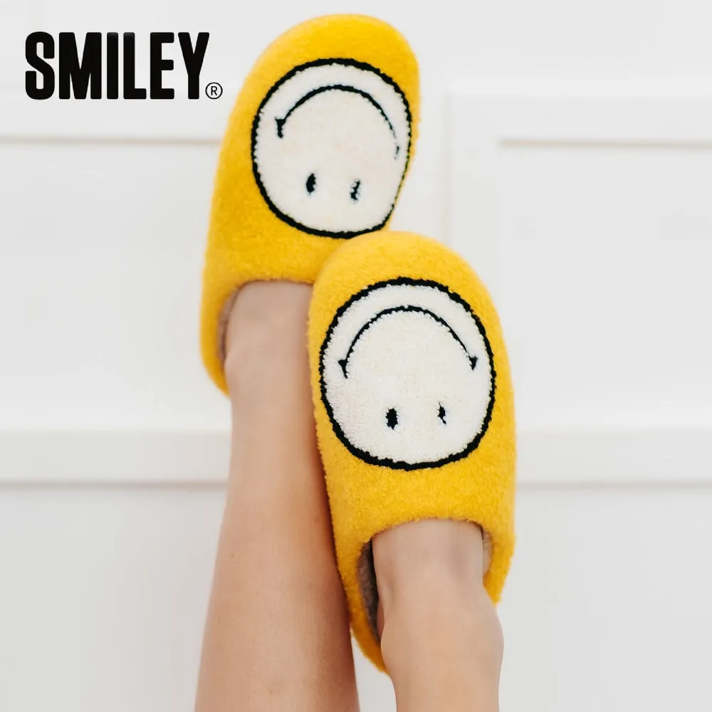 Smiley¬Æ x Pretty Simple Original Smiley Slippers