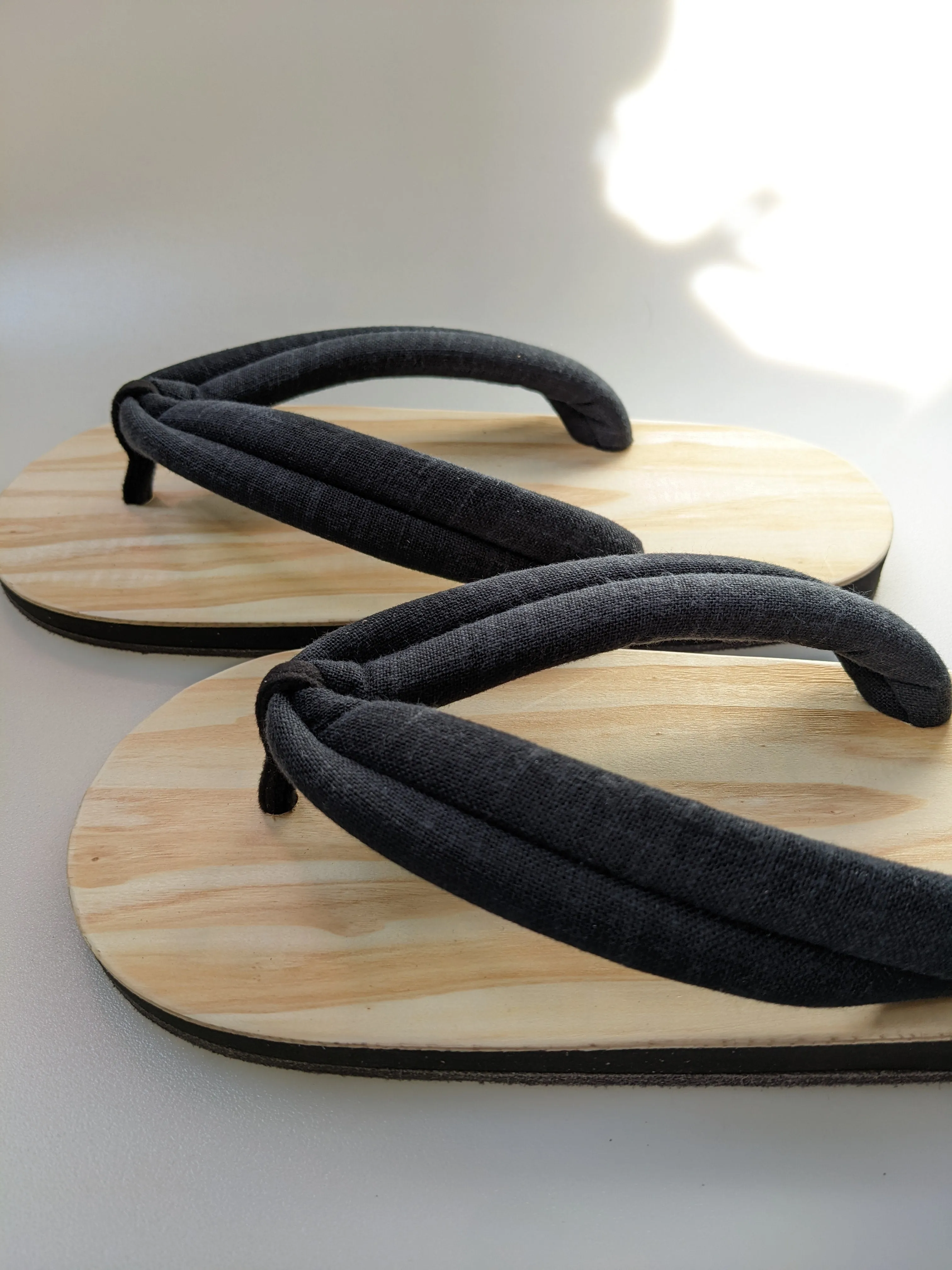 Wood summer Indoor slippers Geta Japanese Slippers YORU [Indoor]